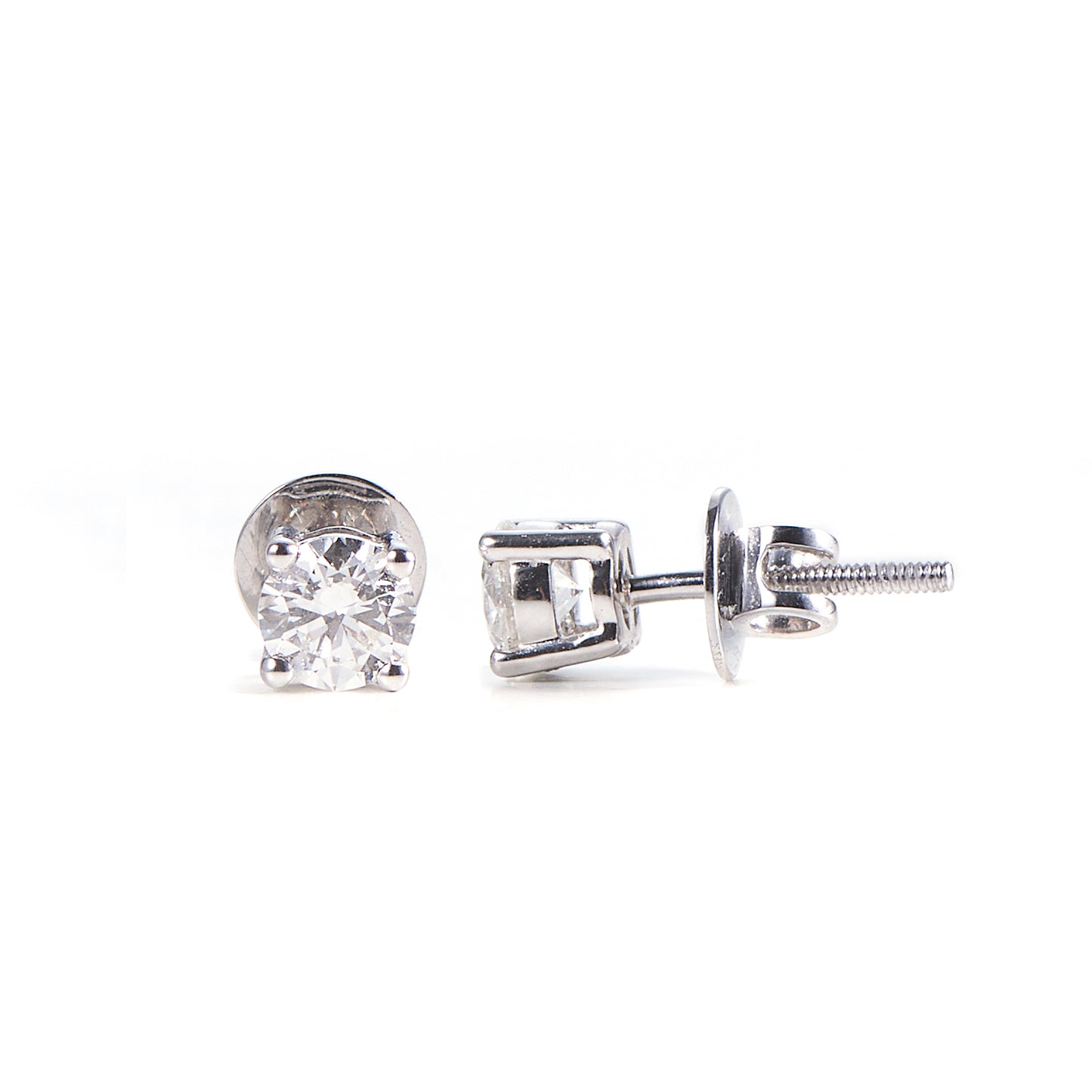 SOLITAIRE STUDS WITH 0.20 crts Diamonds